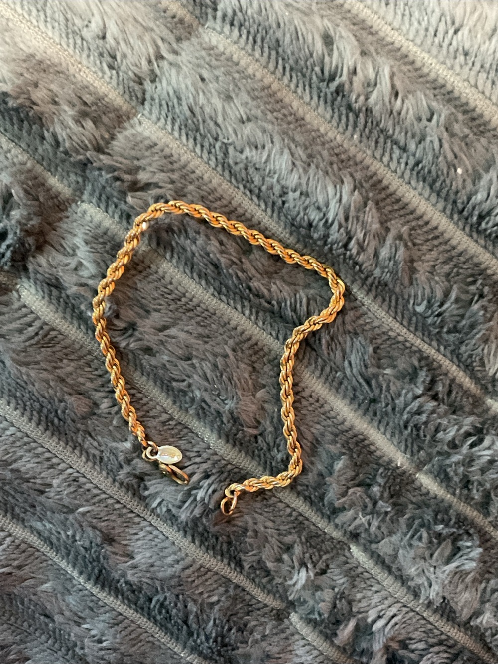 Vintage MONET Gold Tone Twisted Rope Chain Bracelet Signed